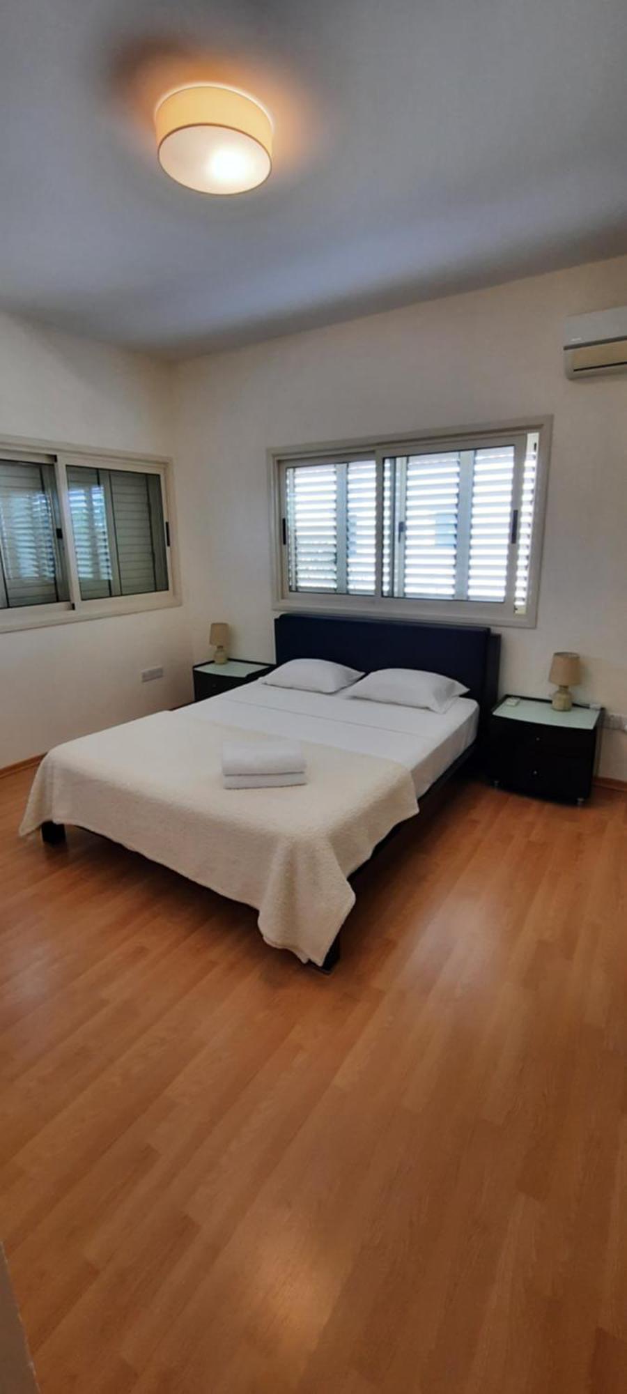 Villa Larnaca Bay Resort Вороклини Экстерьер фото